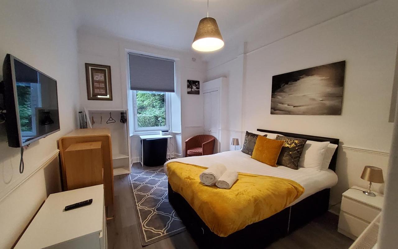 Leith Spectacular Apartment By Sensational Stay Short Lets & Serviced Accommodation With 6 Separate Beds & 2 Baths Edinburgh Eksteriør bilde